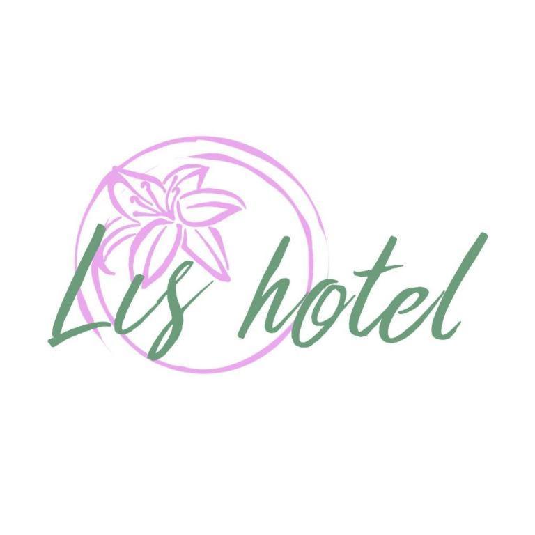 Lis Hotel Дананг Екстериор снимка